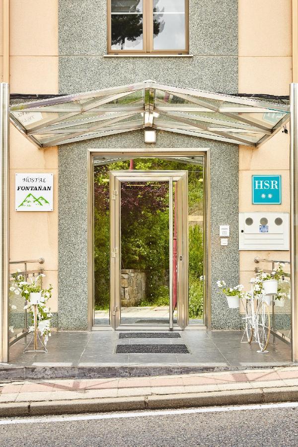 Hostal Fontanan La Pola de Gordon Buitenkant foto